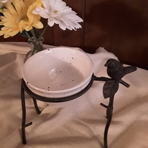 Rustic Bronze Metal Plate & Sauce/Dip Stand with Bird Motif - Picture 4 of 7